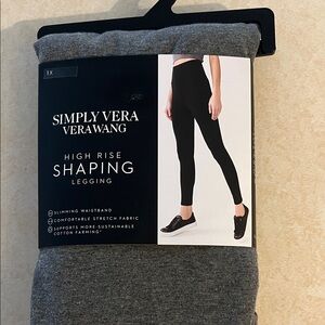 Simply Vera Vera Wang Black and Gray Leggings 1X NWT$19.99